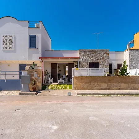 Villino Summer By Barbarhouse Torre Lapillo Buitenkant foto